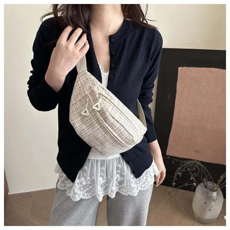 Women's Lightweight Crossbody Chest Bag with Adjustable Strap — feature 22