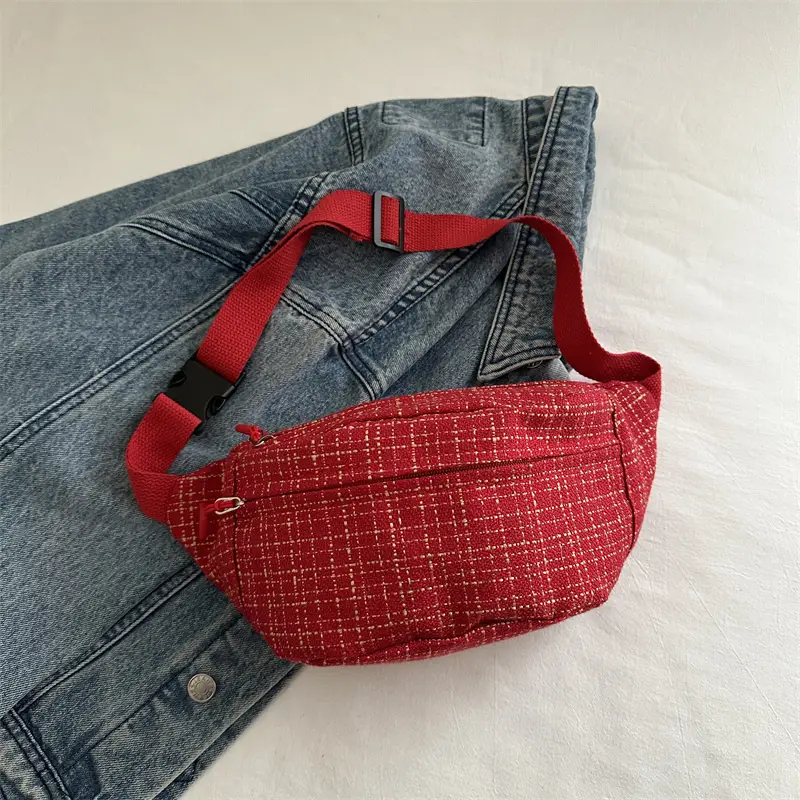 Women's Lightweight Crossbody Chest Bag with Adjustable Strap - Image 5