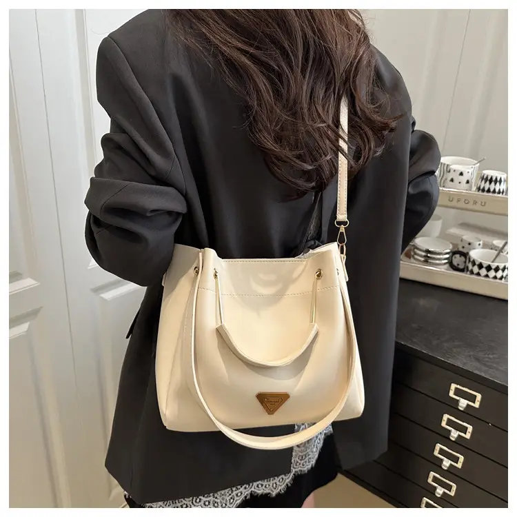 Women's Beige Leather Shoulder Crossbody Bag Large Capacity — feature 10
