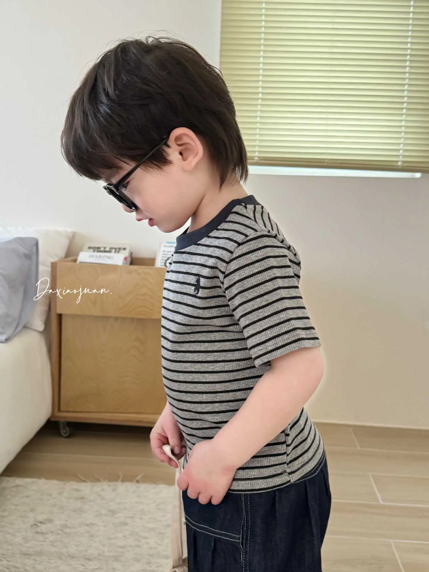 Xia Xin Boys Striped T-Shirt Roll 25 — feature 47