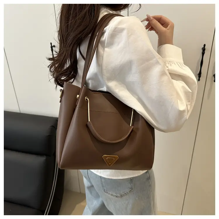 Women's 2025 Spring New Tote Bags Brown White Black — feature 19