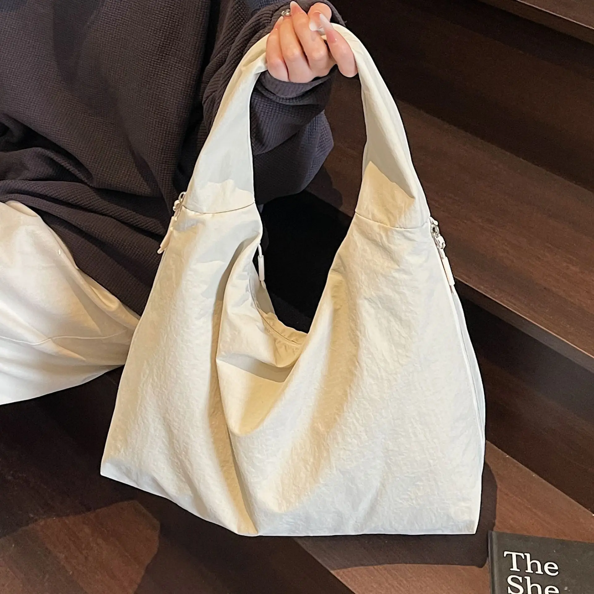 Women's Lightweight Zipper Tote Bag Cream Large Capacity - Image 9