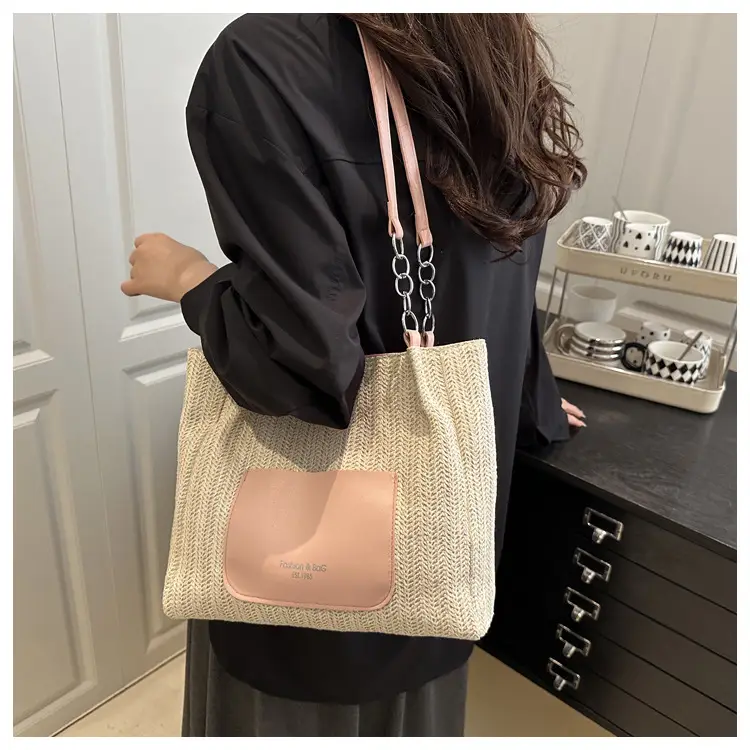 Women Woven Straw Shoulder Bag Beige Pink 2025 — feature 11