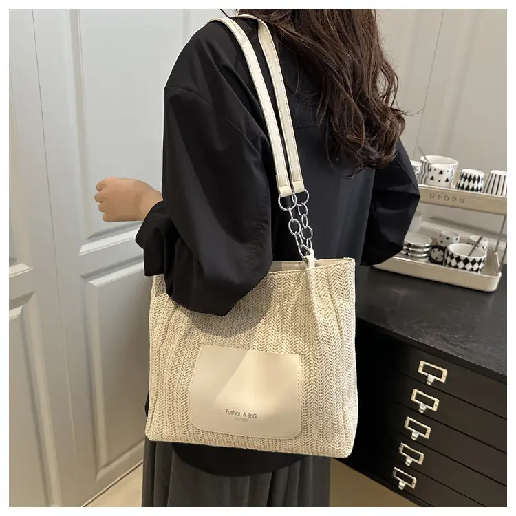 Women Woven Straw Shoulder Bag Beige Pink 2025 — feature 13