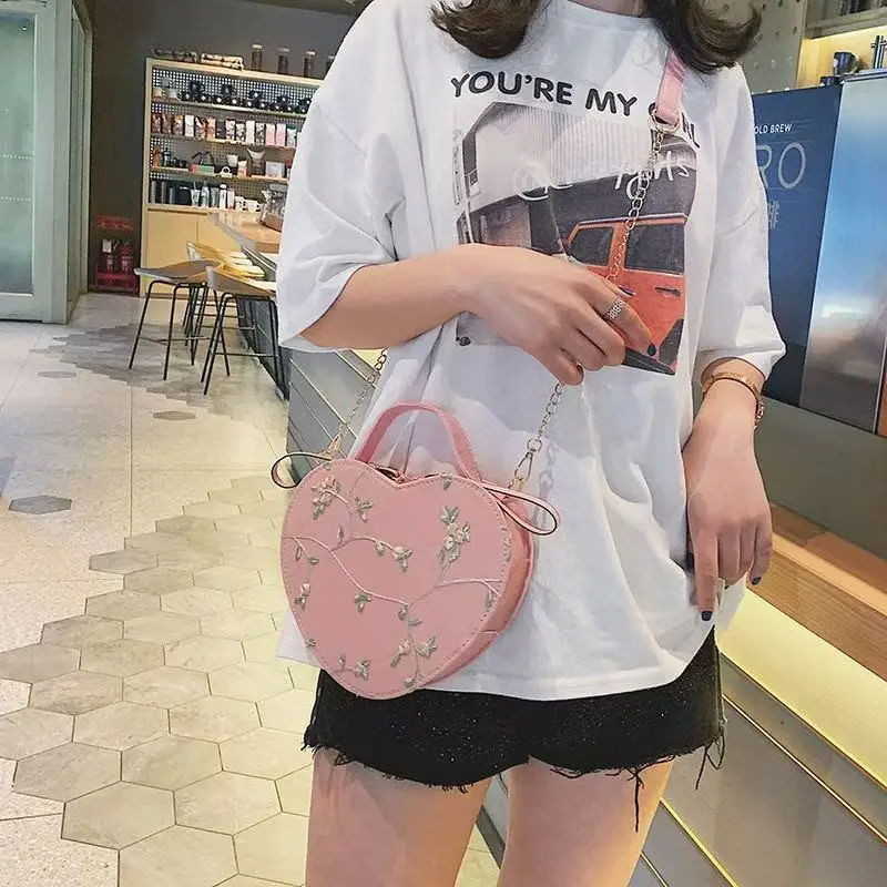 Small Floral Shoulder Bag White Black 2025 - Image 6
