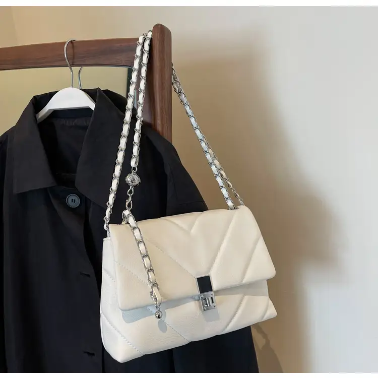 Black Chain Shoulder Bag for Women 2025 - Image 2
