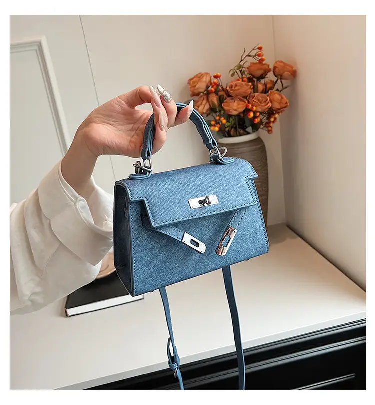 Vintage Grey Textured Kelly Shoulder Bag for Women 2026 — feature 1