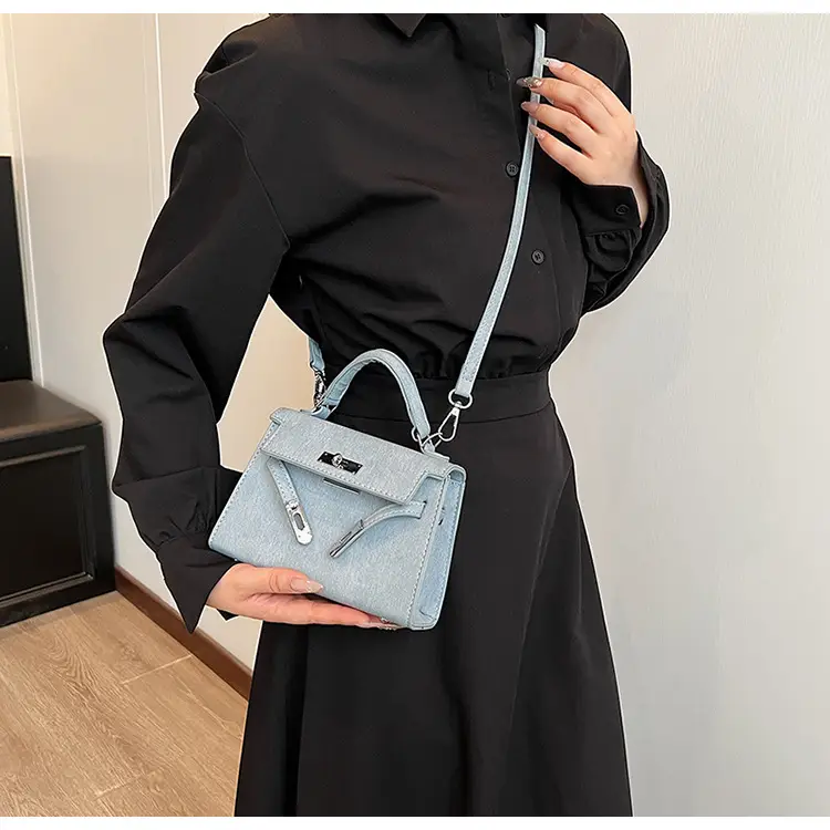 Vintage Grey Textured Kelly Shoulder Bag for Women 2026 — feature 21