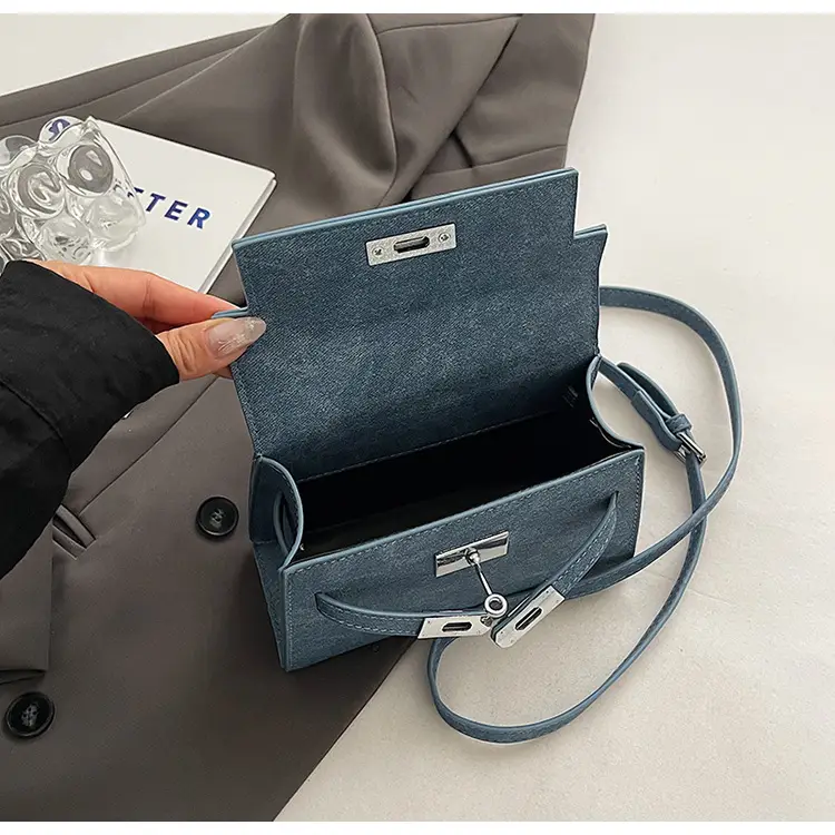 Vintage Grey Textured Kelly Shoulder Bag for Women 2026 — feature 24