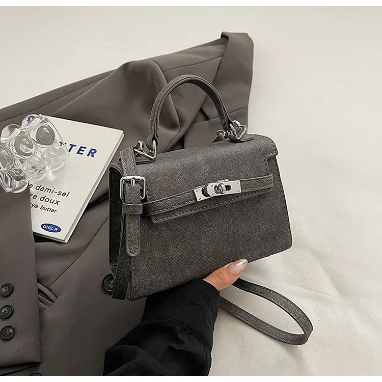 Vintage Grey Textured Kelly Shoulder Bag for Women 2026 - Image 3