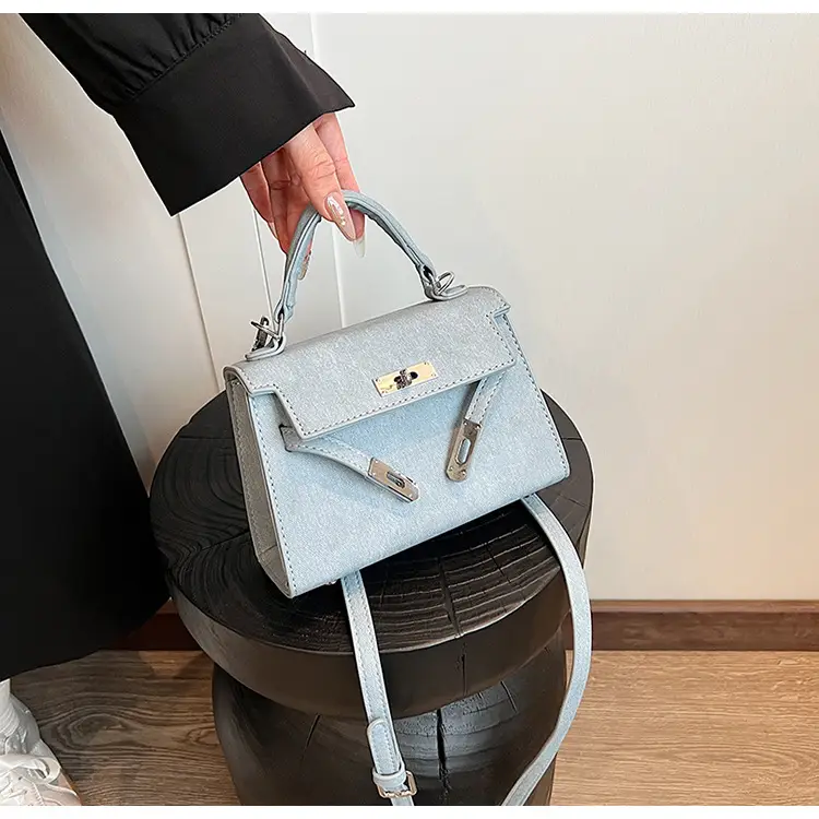 Vintage Grey Textured Kelly Shoulder Bag for Women 2026 - Image 4