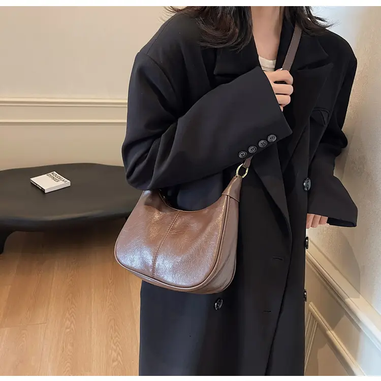 Brown Leather Crossbody Bag for Women 2026 — feature 13