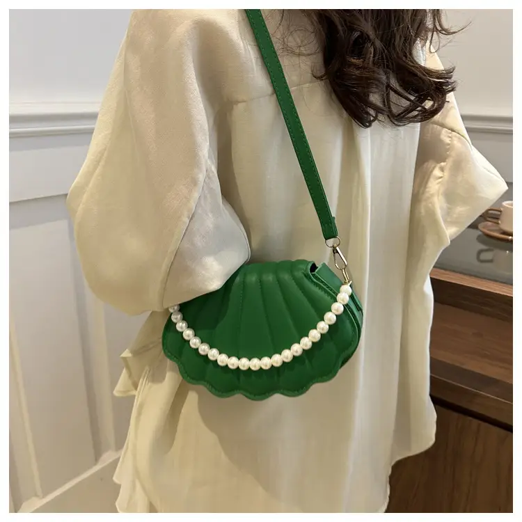 2024 Black Pearl Pearl Shell Shoulder Bag — feature 12