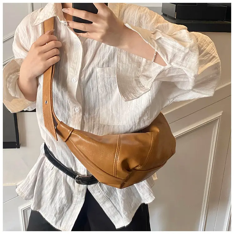 Korean Crossbody Bag Tan Leather Large Capacity — feature 25