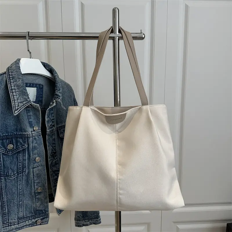 Women's Cream Shoulder Bag with Silver Handle - Image 6