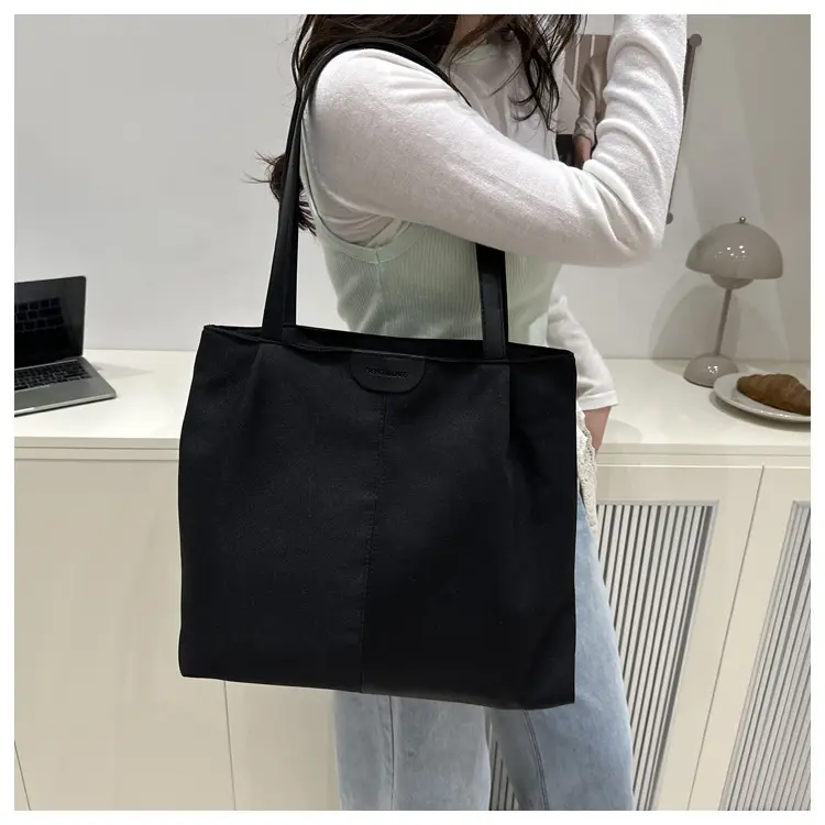 Women's Cream Shoulder Bag with Silver Handle — feature 8