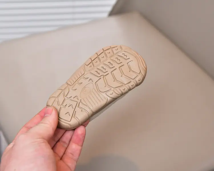 White Anti-Collision Toddler Sandals with Soft Sole — feature 22