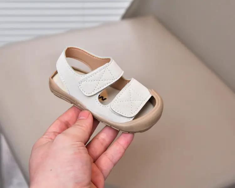 White Anti-Collision Toddler Sandals with Soft Sole — feature 23