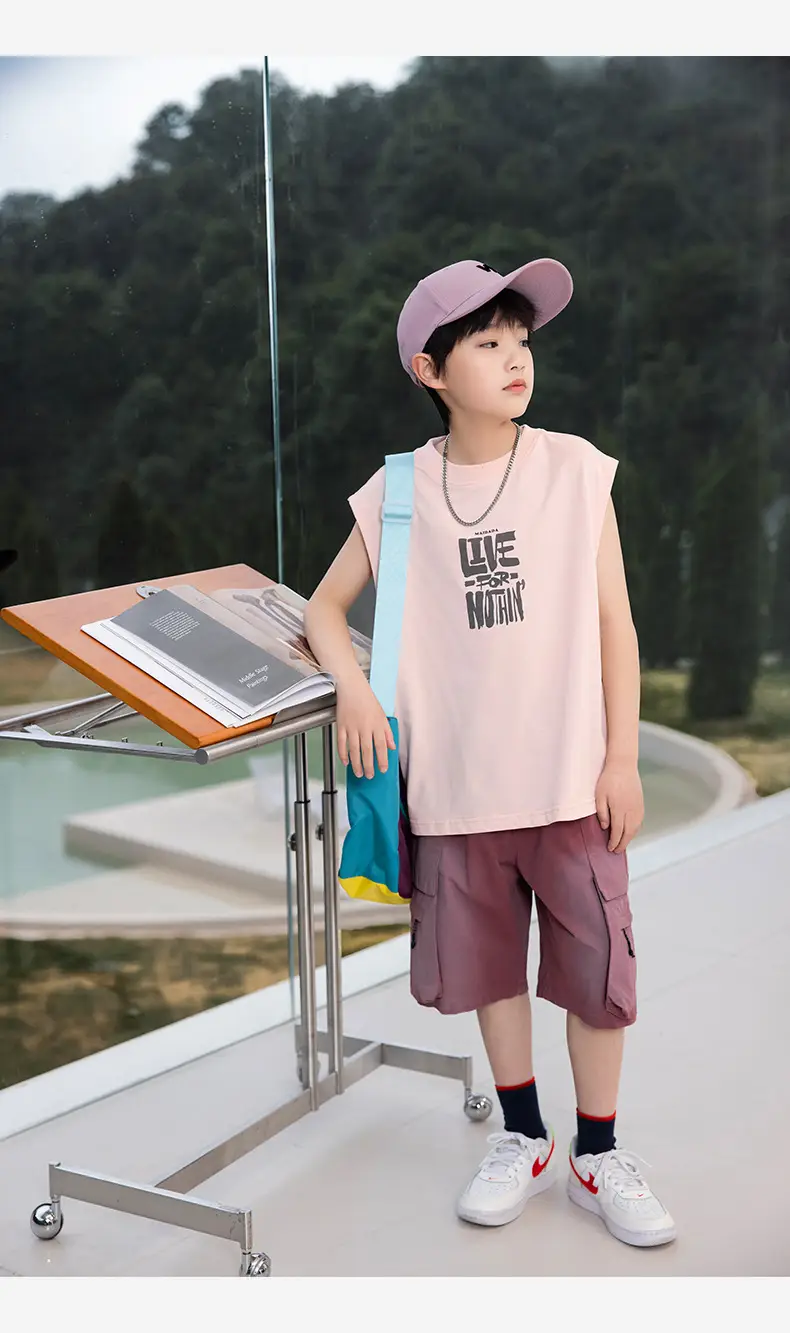 Boy's Pure Cotton Sleeveless T-Shirt Panda Yuanyuan 2025 — feature 32