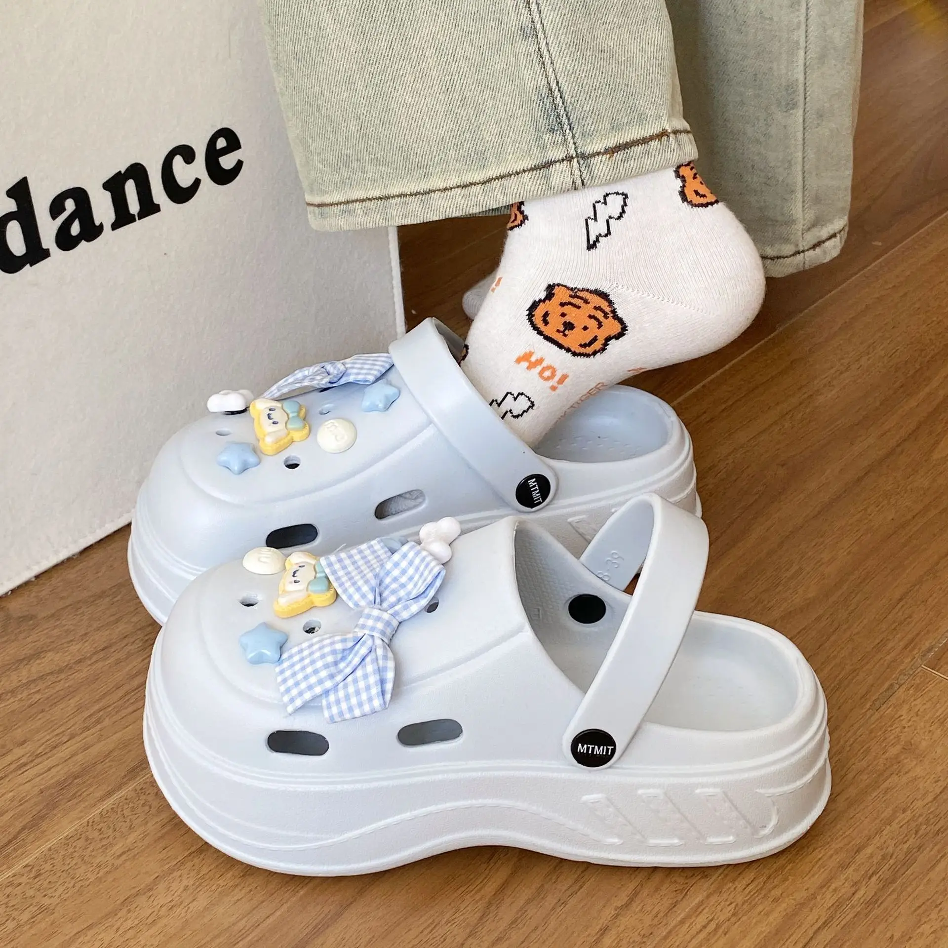 Women Thick Soled Butterfly Sandals Summer - Image 11