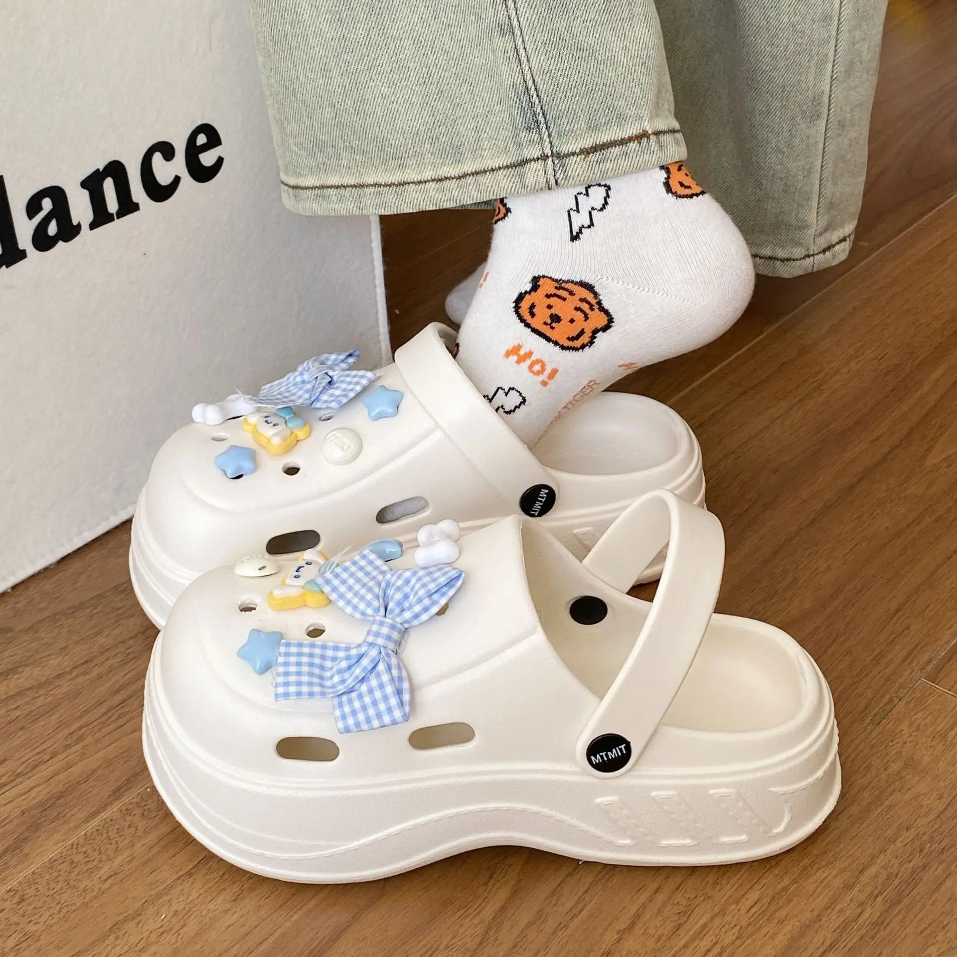 Women Thick Soled Butterfly Sandals Summer - Image 9