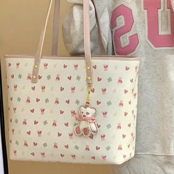 Women's Heart Print Shoulder Bag Large Capacity