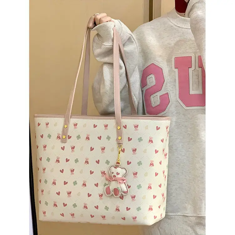 Women's Heart Print Shoulder Bag Large Capacity — feature 6