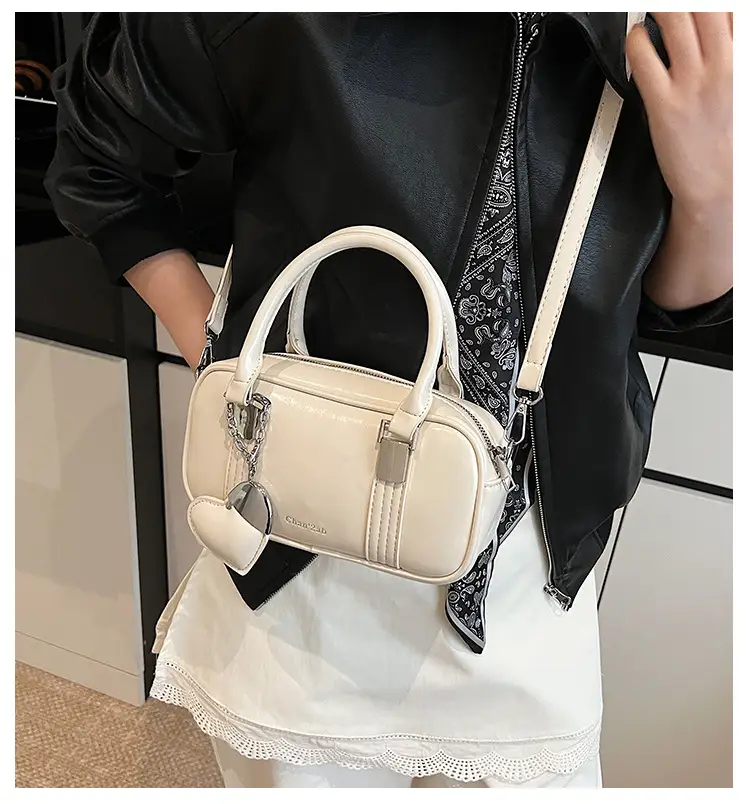 Korean Style Cream White Square Handbag 2025 Spring — feature 3