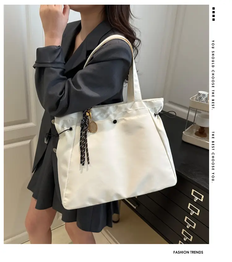 Large Capacity Olive Green Shoulder Tote Bag — feature 2
