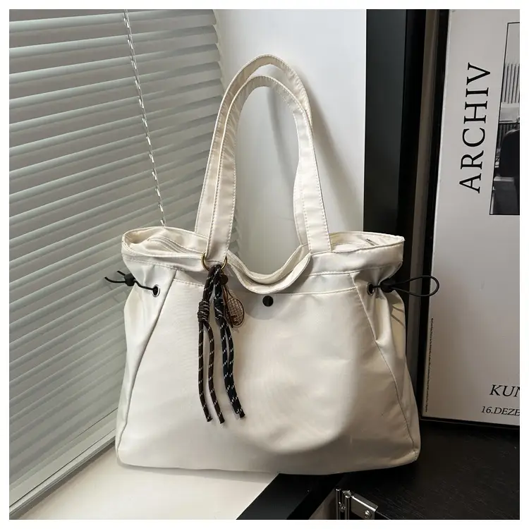 Large Capacity Olive Green Shoulder Tote Bag - Image 2