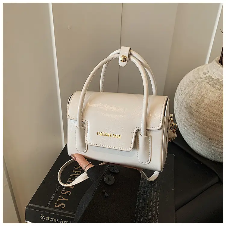 Red 10-Shoulder Crossbody Bag for Women — feature 24