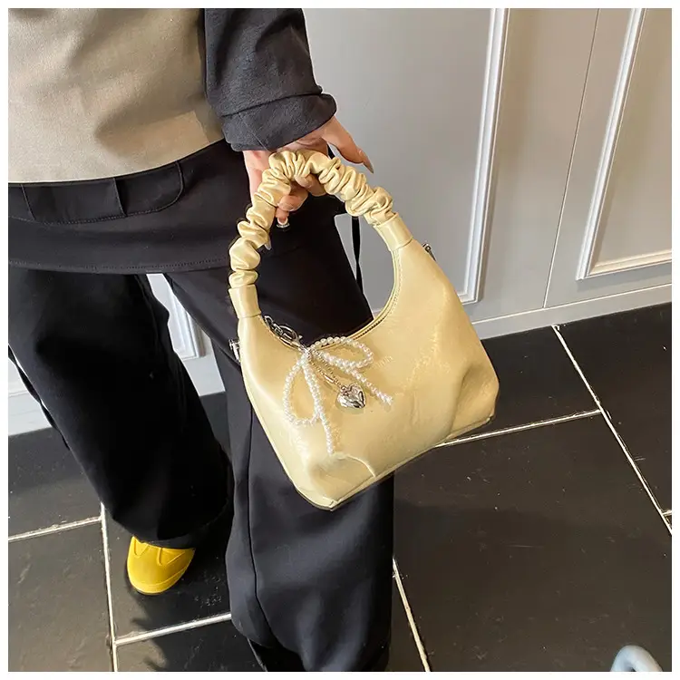 White Elastic Handle Shoulder Bag 2026 New Model — feature 19