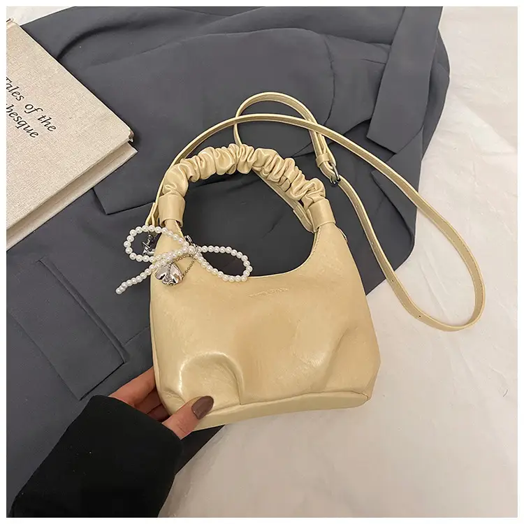 White Elastic Handle Shoulder Bag 2026 New Model — feature 45