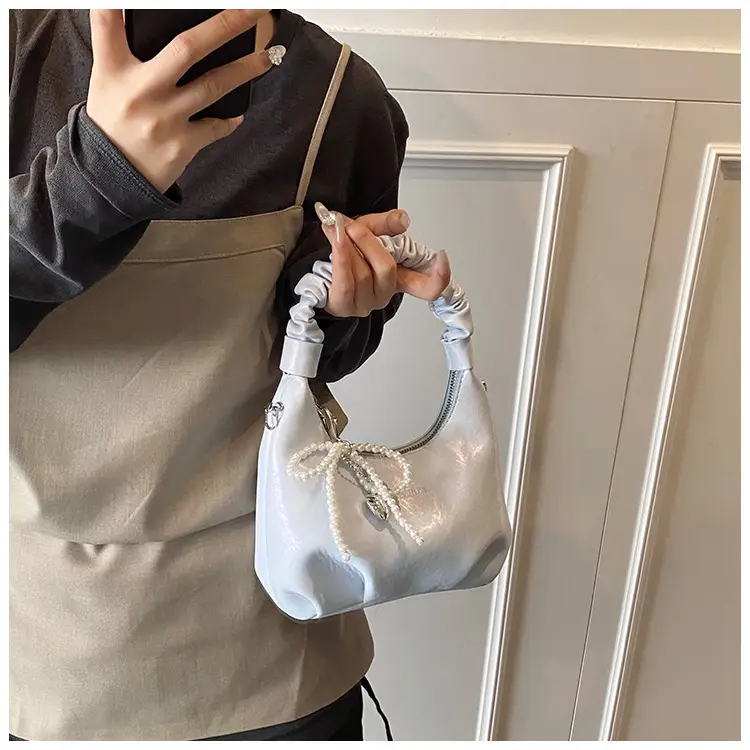 White Elastic Handle Shoulder Bag 2026 New Model — feature 8