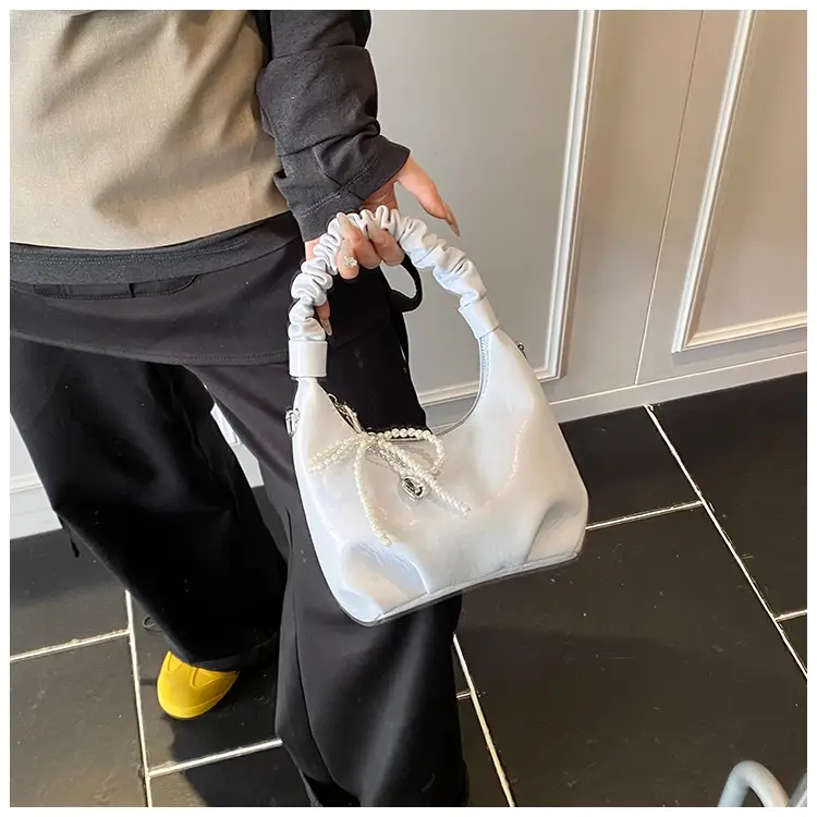 White Elastic Handle Shoulder Bag 2026 New Model — feature 9