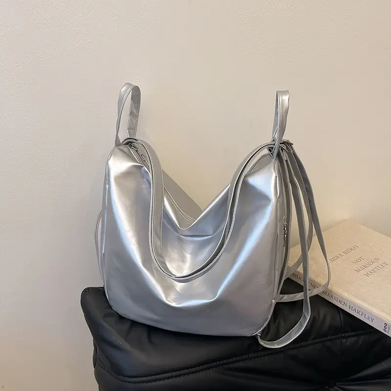 Silver Korean Style Pleated Shoulder Bag 2024 — feature 1