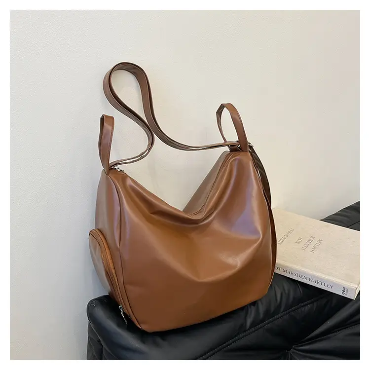 Silver Korean Style Pleated Shoulder Bag 2024 — feature 18