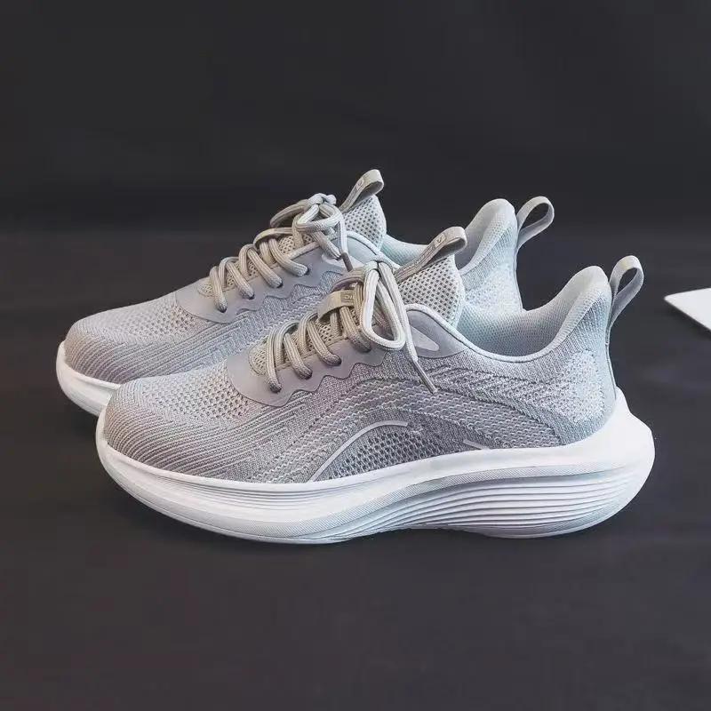 Sports Shoes, New Cross-Border Models, Fly-Woven Mesh, Lightweight, Breathable Running Shoes, Fashionable and Trendy, Soft-Soled, Comfortable Outdoor Women's Shoes - Image 5