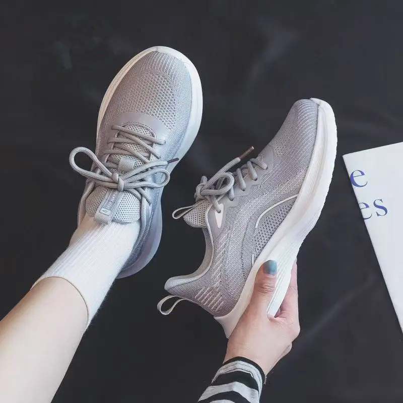 Sports Shoes, New Cross-Border Models, Fly-Woven Mesh, Lightweight, Breathable Running Shoes, Fashionable and Trendy, Soft-Soled, Comfortable Outdoor Women's Shoes - Image 7