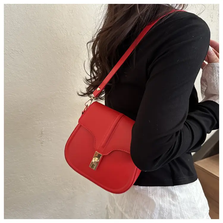 White Saddle Crossbody Bag for Women Spring Summer — feature 11