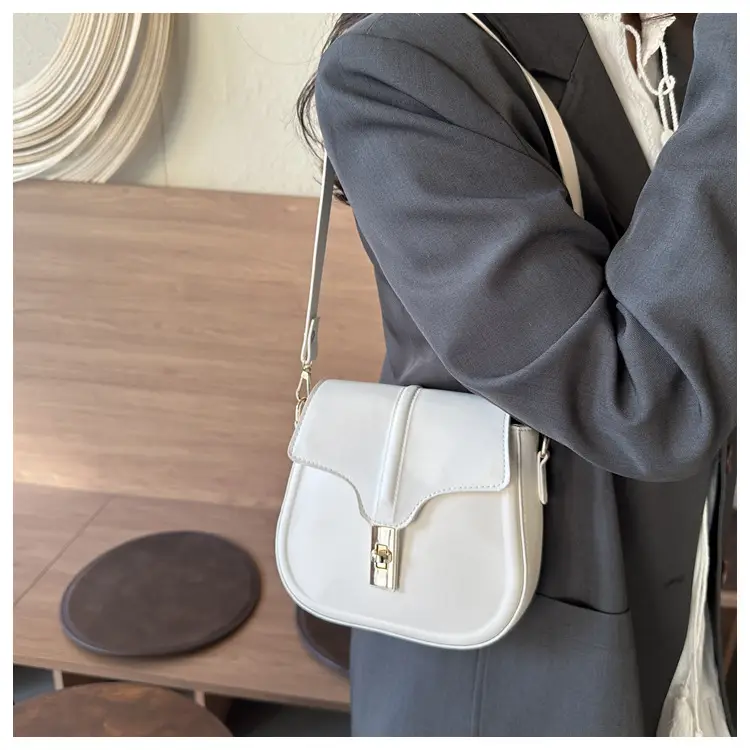 White Saddle Crossbody Bag for Women Spring Summer — feature 19