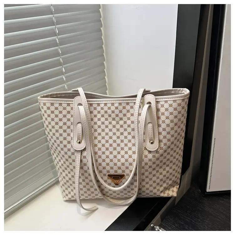 Women's Checkered Pattern Large Tote Bag Brown Leather — feature 13