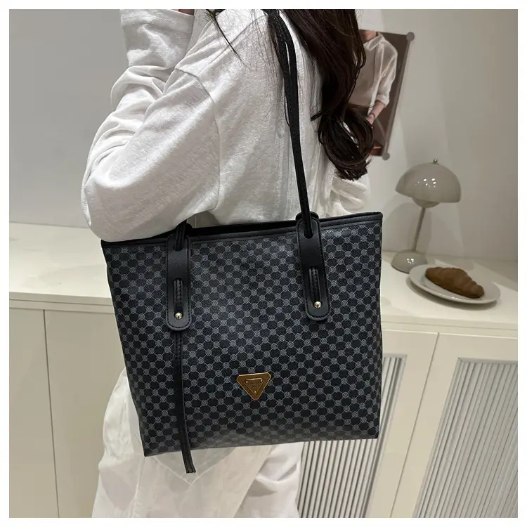 Women's Checkered Pattern Large Tote Bag Brown Leather — feature 27
