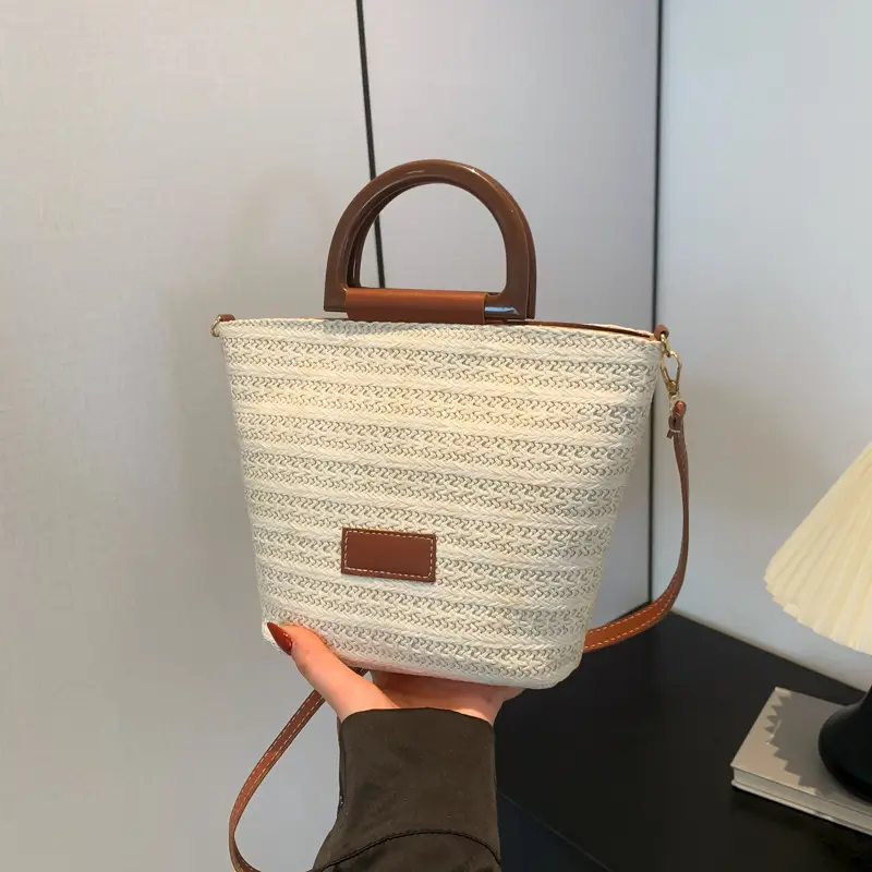 Women's New Woven Shoulder Bag Green Gold Handle