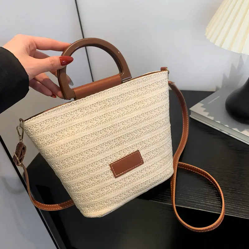 Women's New Woven Shoulder Bag Green Gold Handle