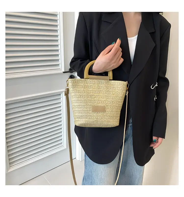 Women's New Woven Shoulder Bag Green Gold Handle — feature 18