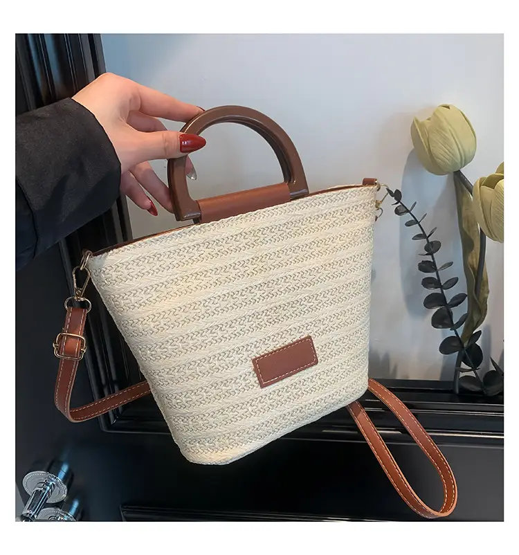 Women's New Woven Shoulder Bag Green Gold Handle — feature 26