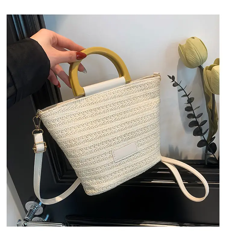 Women's New Woven Shoulder Bag Green Gold Handle — feature 27