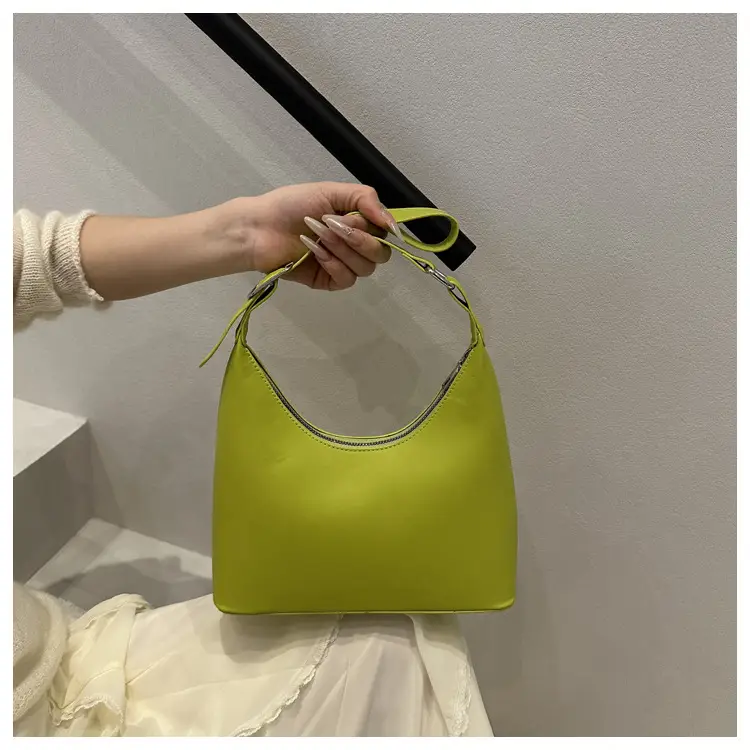 White Korean Ins Shoulder Bag for Women 2025 — feature 13