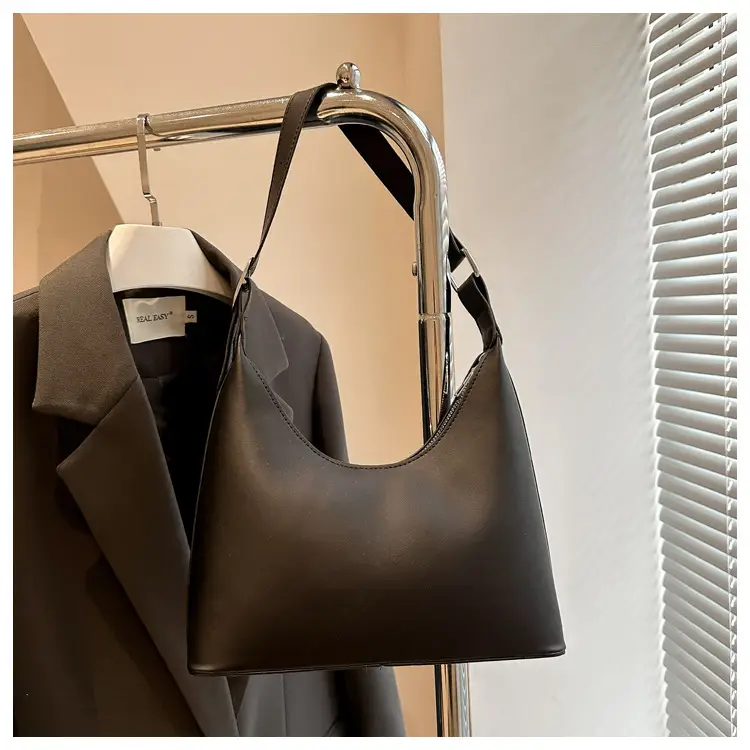 White Korean Ins Shoulder Bag for Women 2025 — feature 27